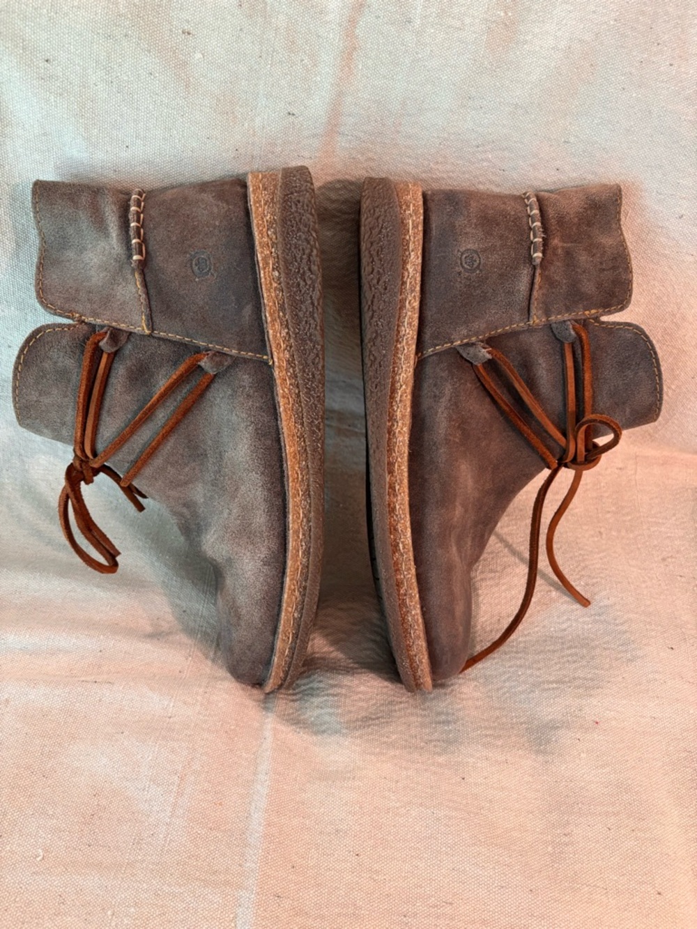 Born EUC Calyn distressed leather ankle boots - Picture 5 of 13